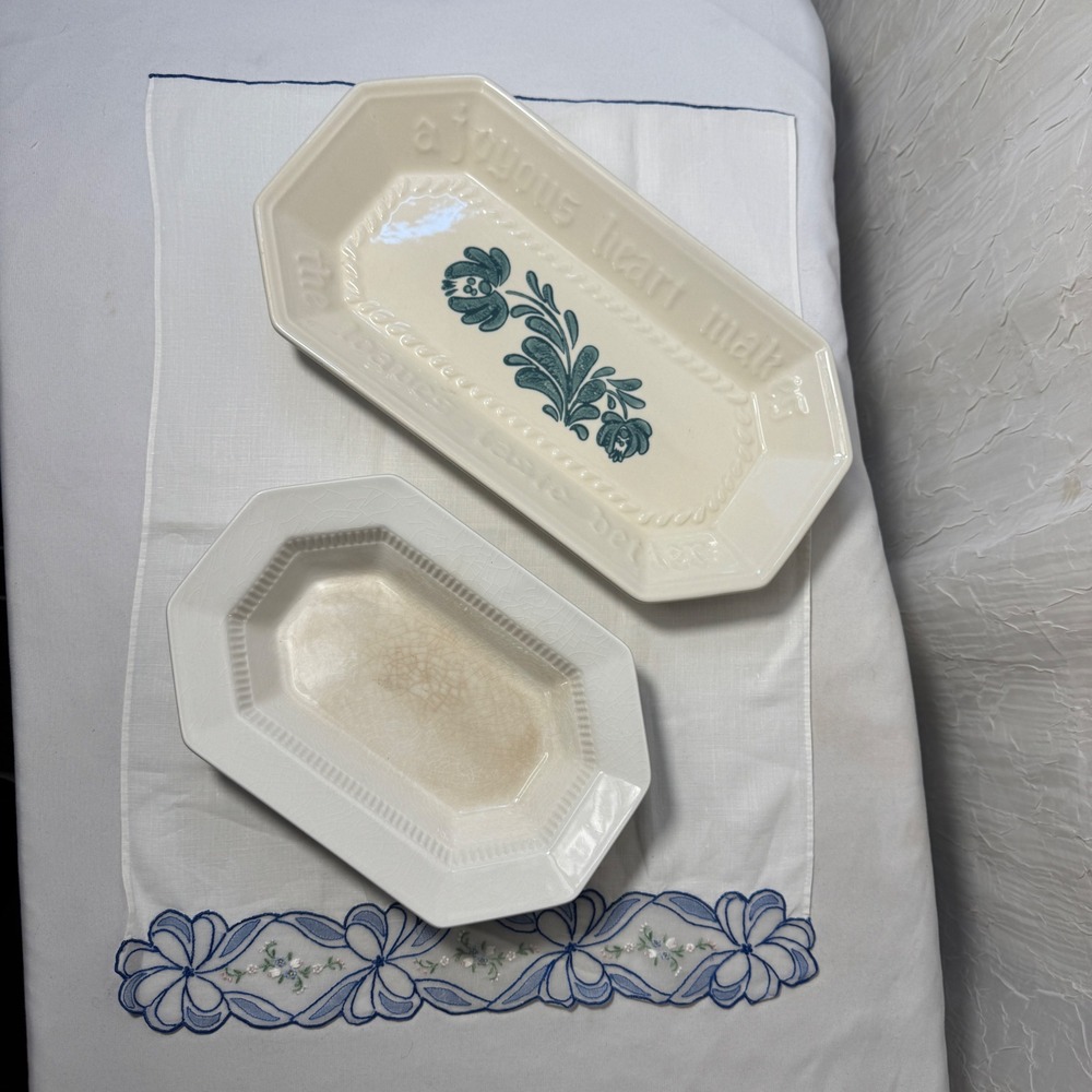 Pfaltzgraff Nikko Serving Set OS Cream Blue Yorktowne Tray and Octagon Bowl